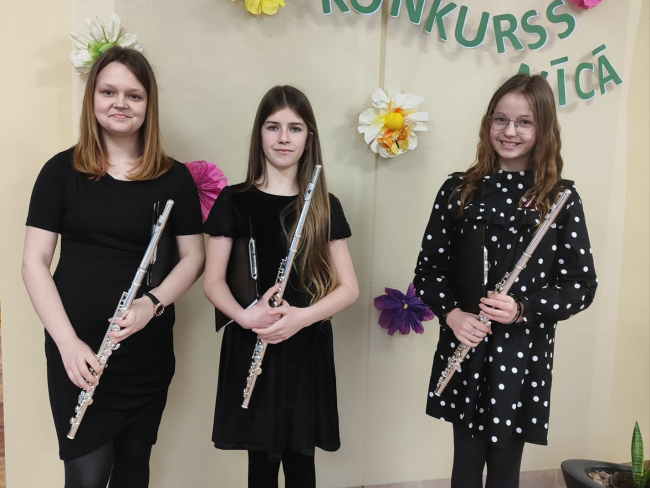 Sestais Mazpilsētu un lauku mūzikas skolu audzēkņu klavieru duetu un mazo kameransambļu konkurss - festivāls 