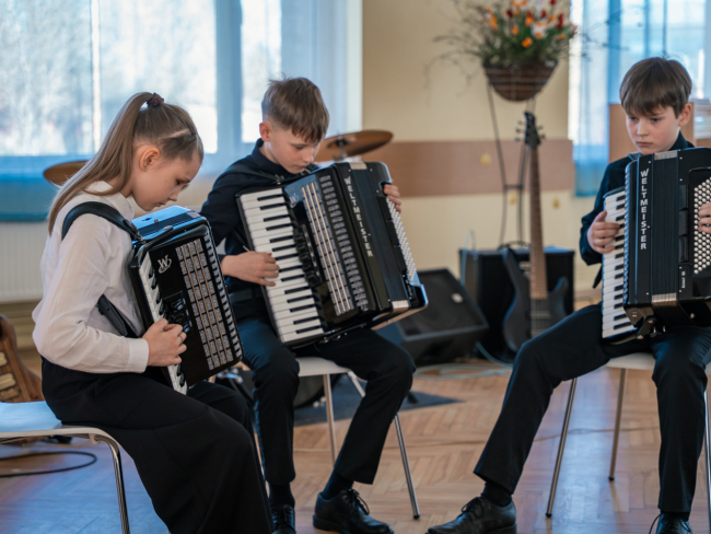 Septītais Mazpilsētu un lauku mūzikas skolu audzēkņu klavieru duetu un mazo kameransambļu konkurss