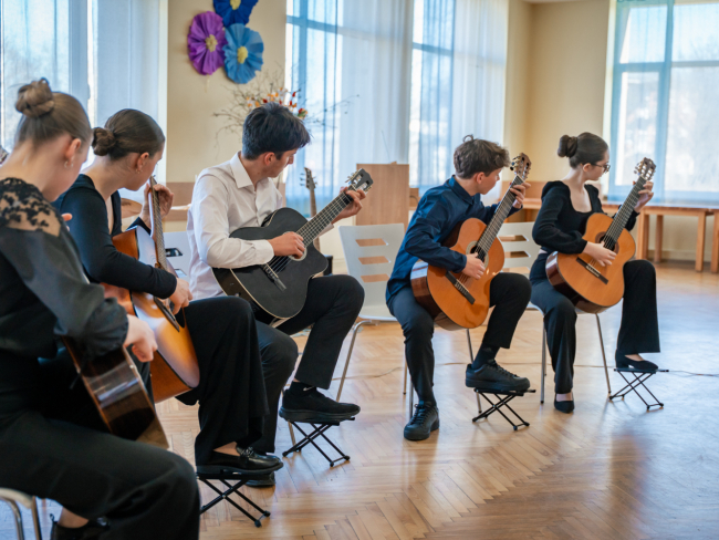 Septītais Mazpilsētu un lauku mūzikas skolu audzēkņu klavieru duetu un mazo kameransambļu konkurss