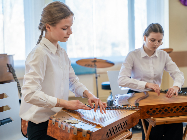 Septītais Mazpilsētu un lauku mūzikas skolu audzēkņu klavieru duetu un mazo kameransambļu konkurss
