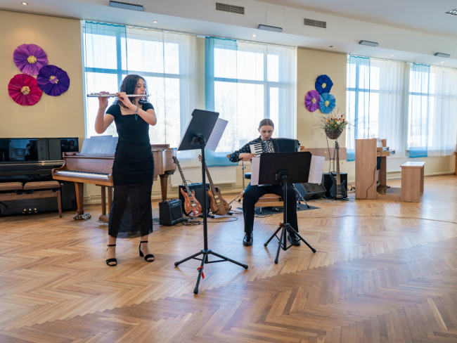 Septītais Mazpilsētu un lauku mūzikas skolu audzēkņu klavieru duetu un mazo kameransambļu konkurss