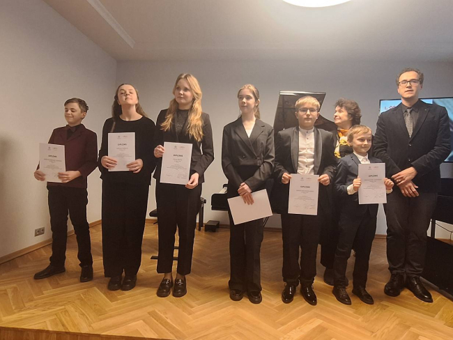  Latvijas profesionālās ievirzes izglītības  iestāžu klavierspēles izglītojamo valsts konkursa II kārta 